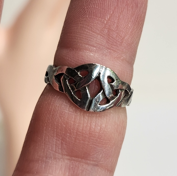 Genuine Vintage Sterling Silver "Double Trinity Knot" Infinity Ring (Size 5.25) - Picture 7 of 12